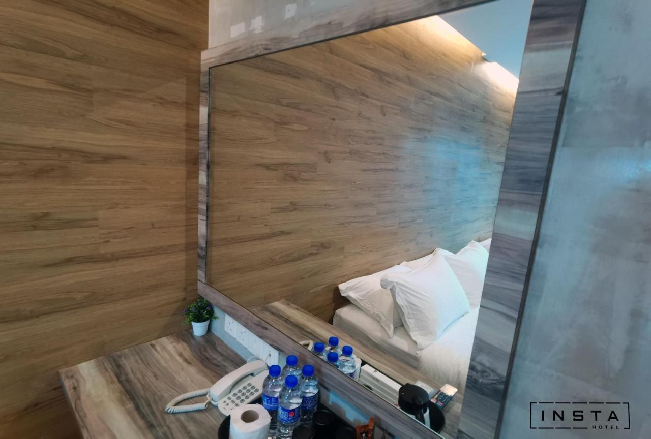 Insta Hotel Джохор Бахру Екстериор снимка