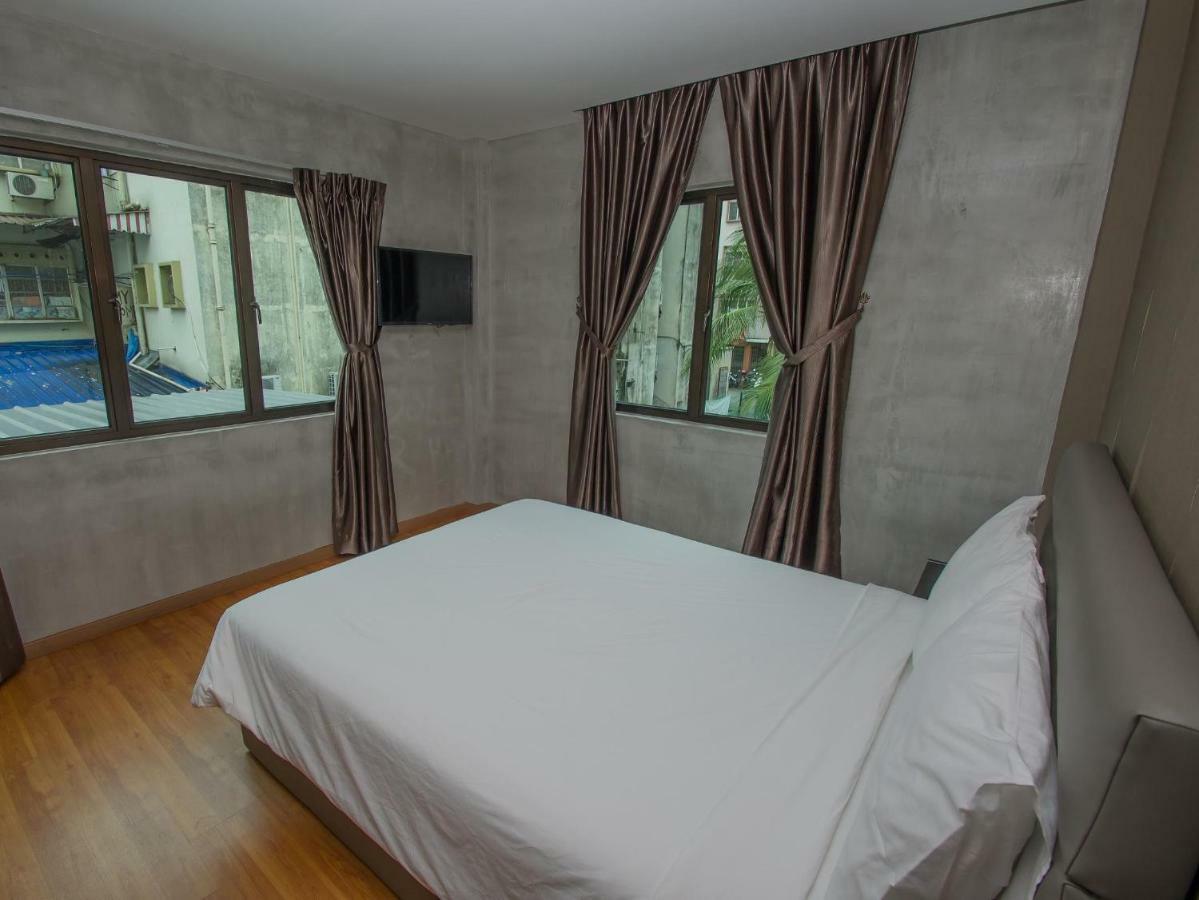 Insta Hotel Джохор Бахру Екстериор снимка